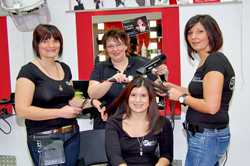 Hutzlers hairdesign in Eggolsheim - der Friseur für die ganze Familie. Anna Neudecker und ihr Team sind gerne für Sie da!